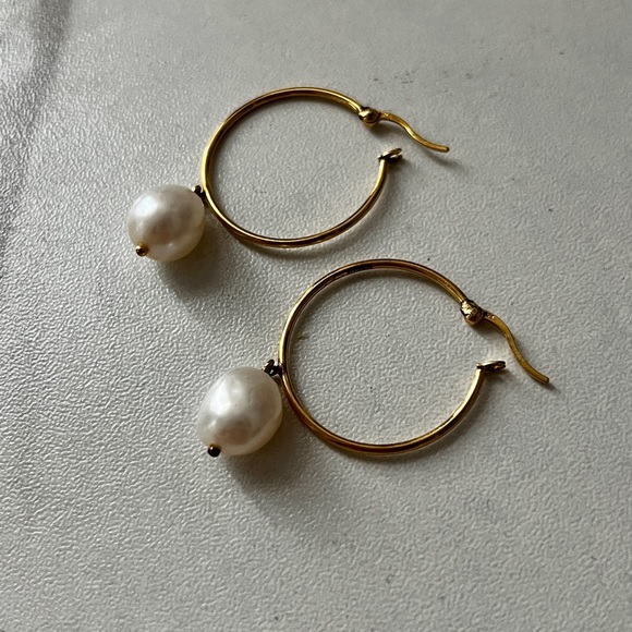 Mejuri Jewelry - Mejuri Organic Pearl Large Hoops